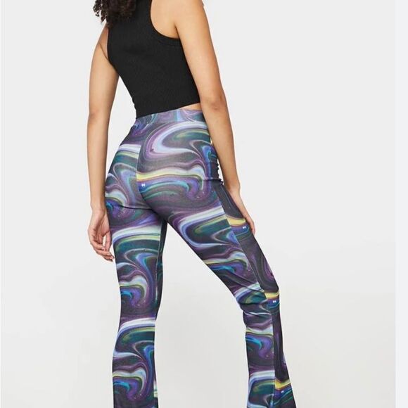 Urban Outfitters NGOrder Flare Pant
NWT Size 8 - Picture 8 of 10